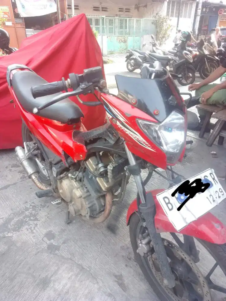 Motor satria ju 150
