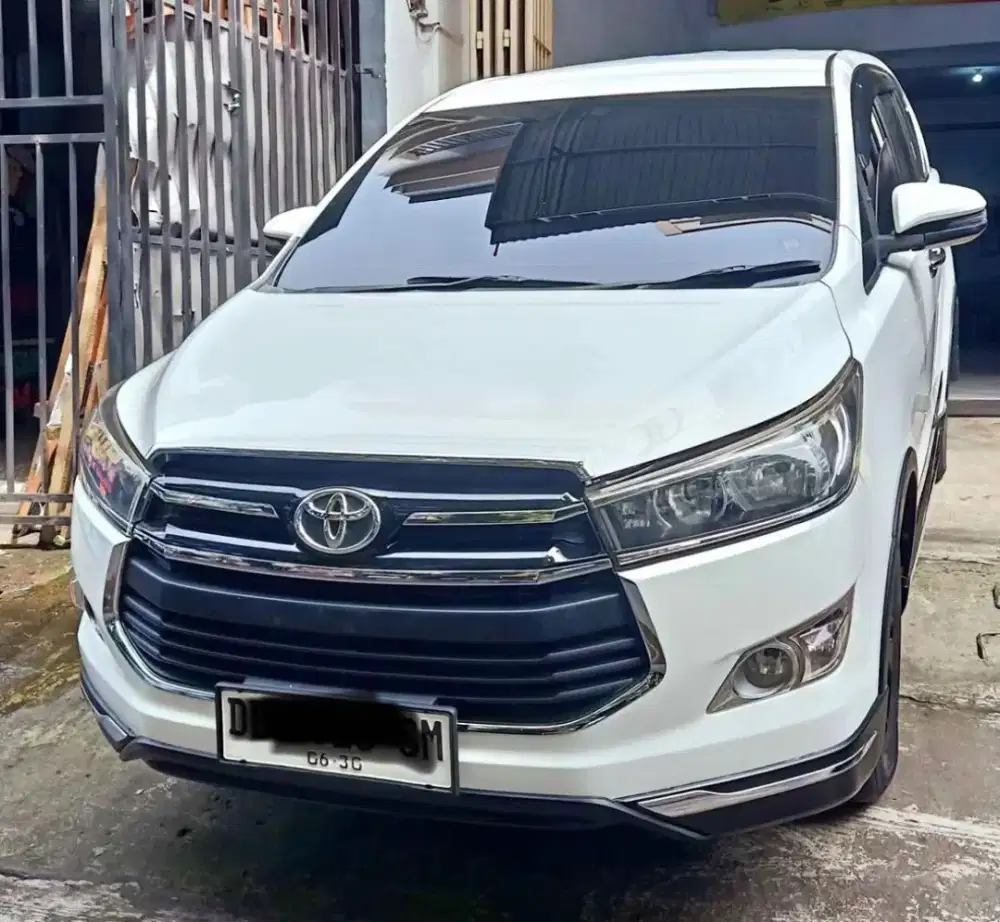 Kijang innova 2.4 G MT 2021
