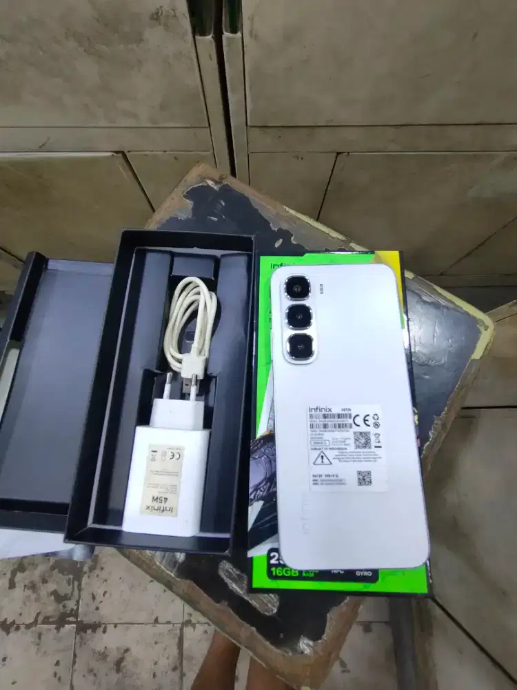 INFINIX HOT 60I NFC 8+8/256Gb Fullset