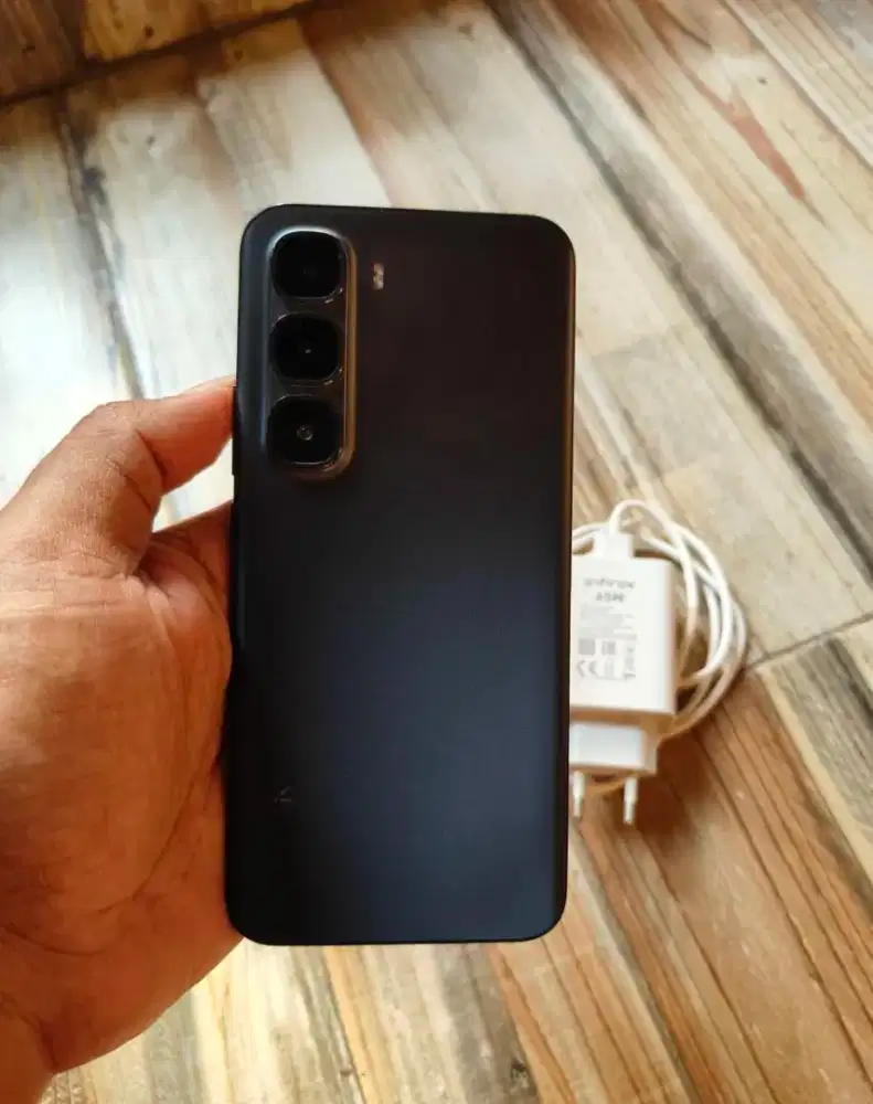 Infinix hot 60 pro plus like new