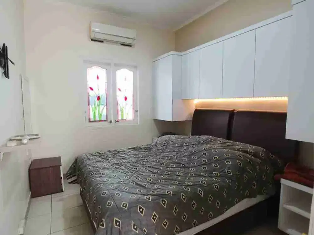 KOMP CIKONENG TERS BUBAT 2LANTAI DEKAT TOL BUBAT 650JT NEGO