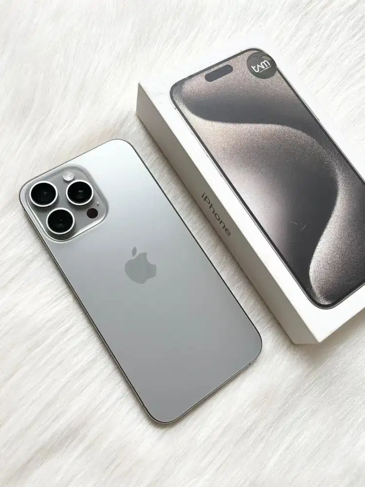 Iphone 15 Pro Max, resmi iBox (like new)