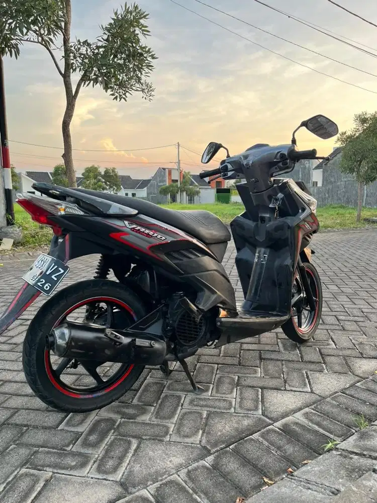 JUAL SANTAI HONDA VARIO TECNOO 210 Th 2011