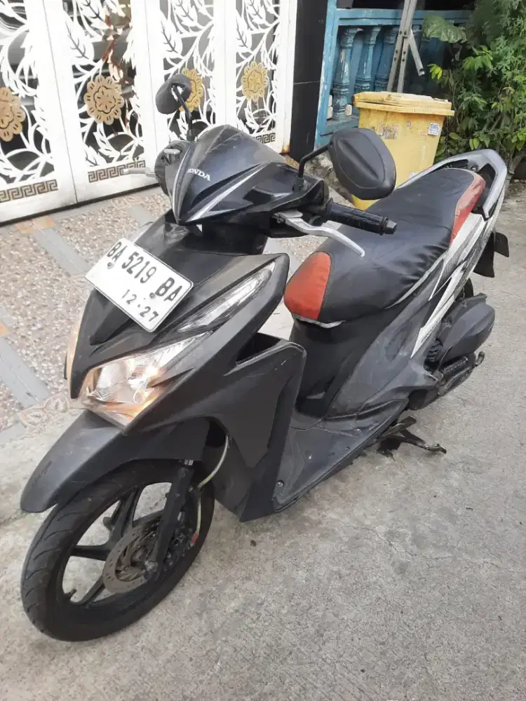 Honda Vario Old 125 2012 KZR,ss lengkap mesin bagus plat BA Padang