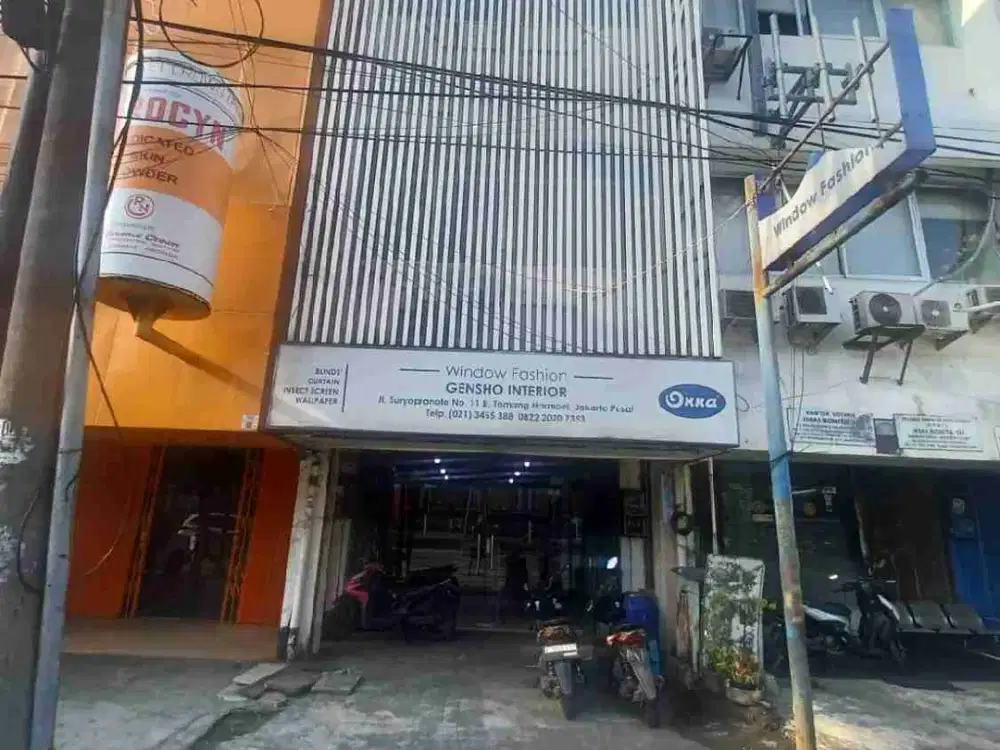 Ruko 3 Lamtai Harga Miring Siap Pakai