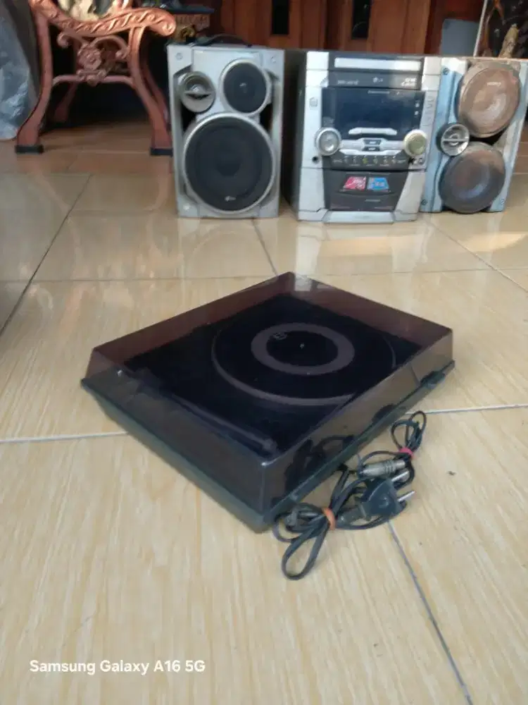 Turntable piringan hitam national panasonic 2 transistor fungsi normal