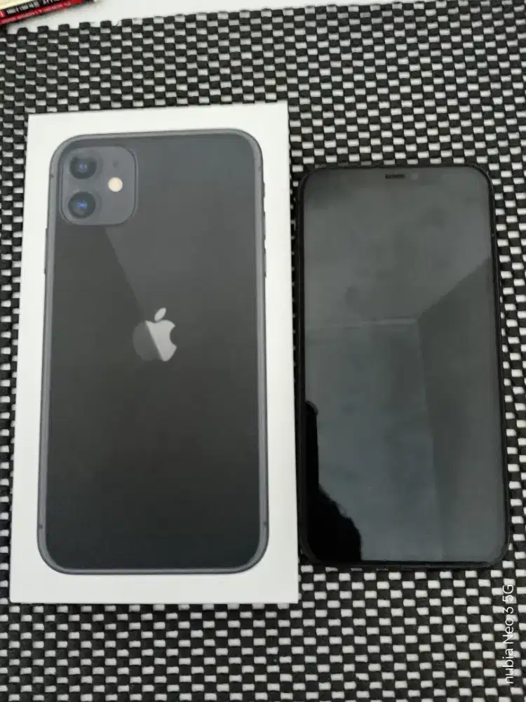 DIJUAL IPHONE 11 64GB EX DIGIMAP