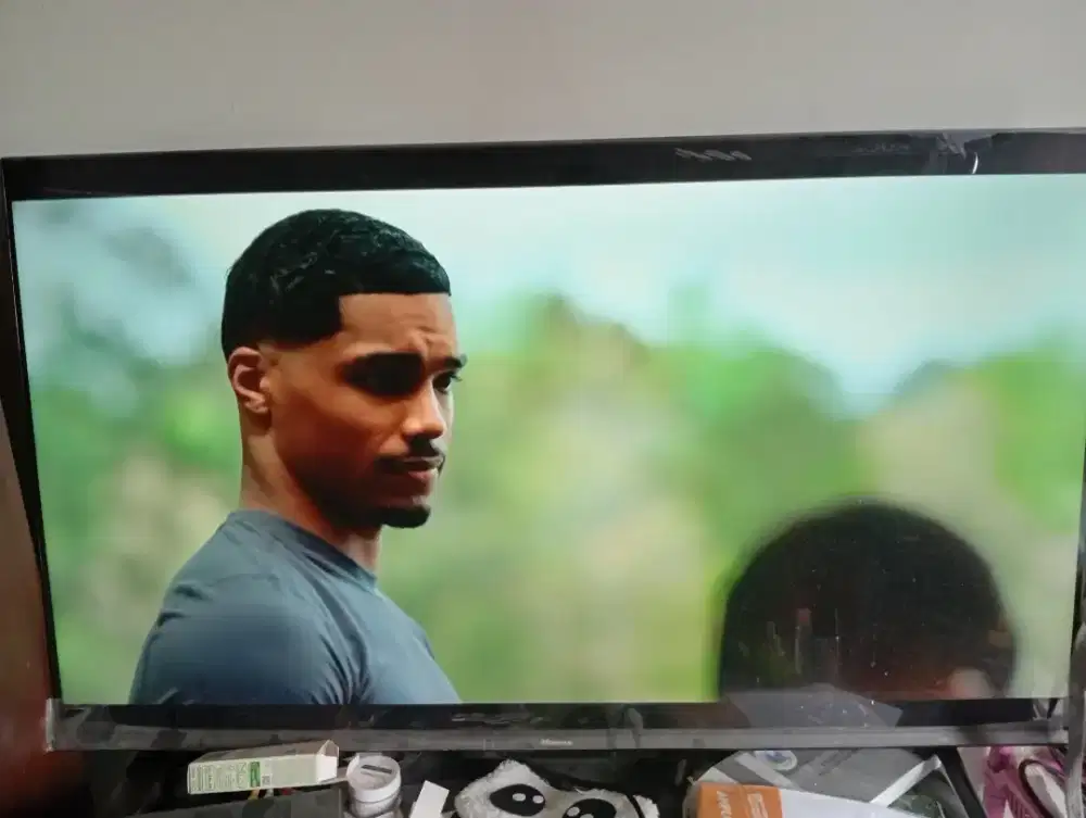 Dijual cepat Smart tv google android 43inc