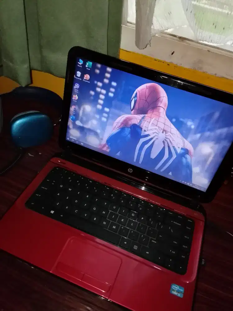 HP core i3 ram 6 hdd 500 min batre