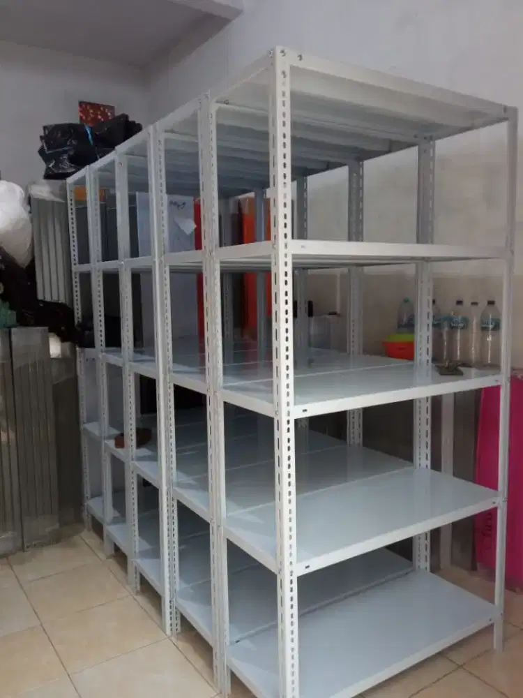 Rak besi rak buku rak kantor