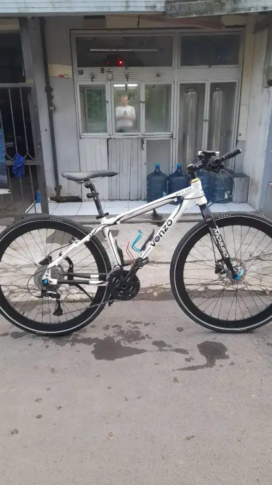Dijual/TT sepeda Touring venzo 700c 10 speed siap pkai enak