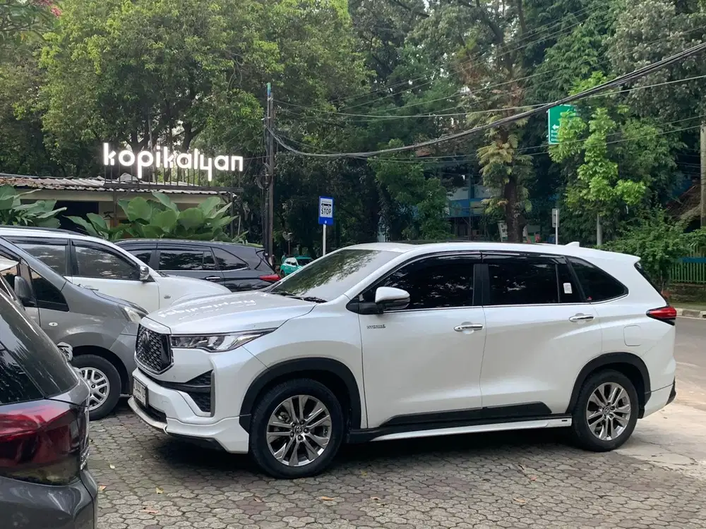 Toyota zenix hybrid type q tss modelista pajak panjang