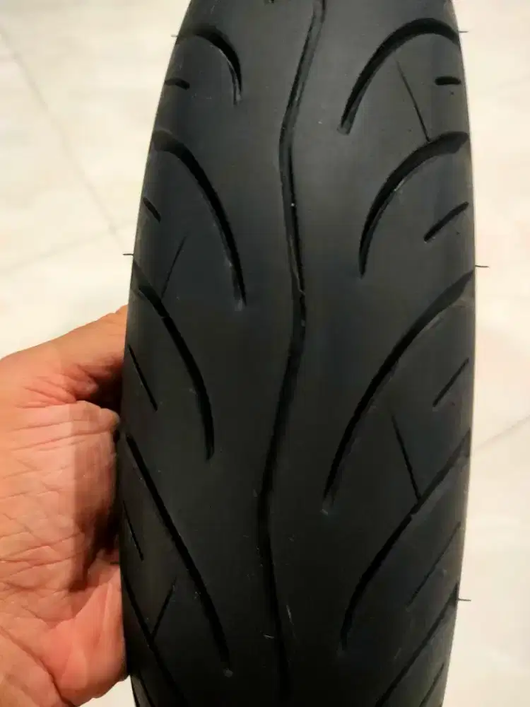 Dijual Ban Second Ban Presa 90\90 R14