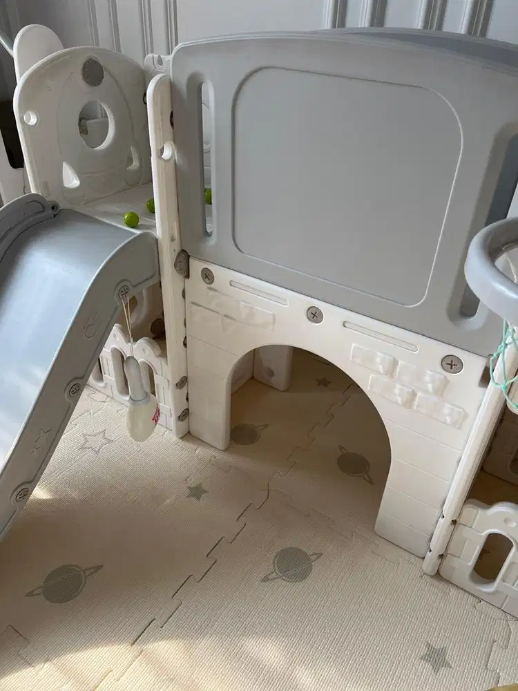 LOWONGAN ART NGINAP & MOMONG ANAK 2 TAHUN