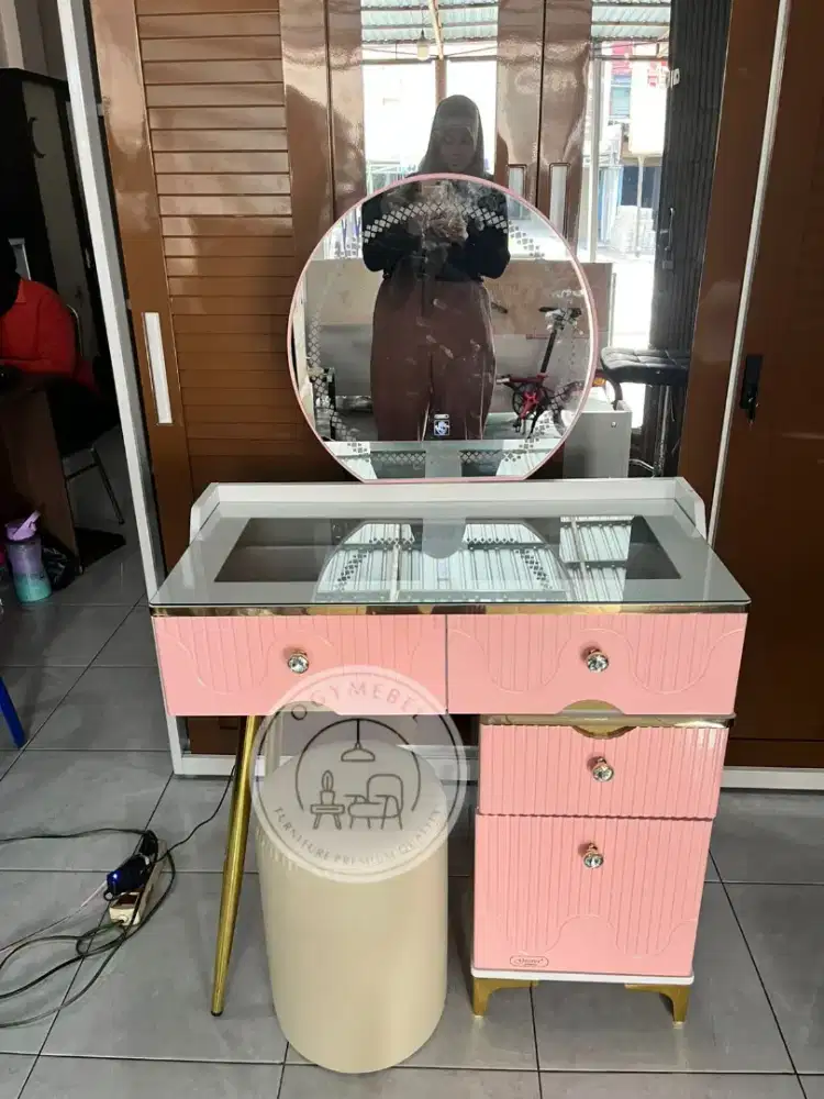 READY MEJA RIAS IMPORT PINK TERMURAH SALE