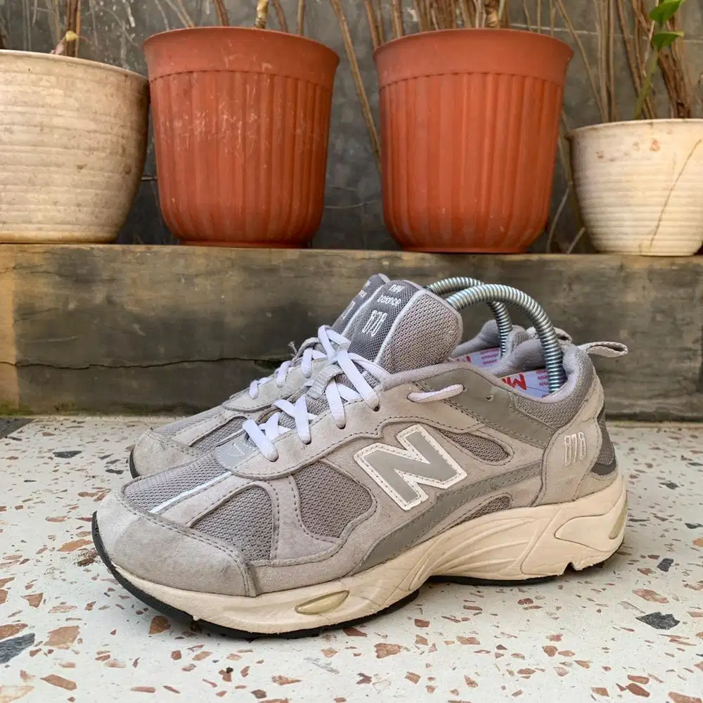 Sepatu New balance 878 size 38