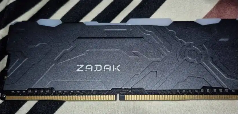 RAM RGB PC GAMING ZADAK LONGDIMM DDR4 PC4-2666 8GB