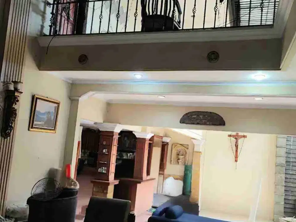 RUMAH TAMAN MERUYA ILIR KEMBANGAN  JAKARTA BARAT