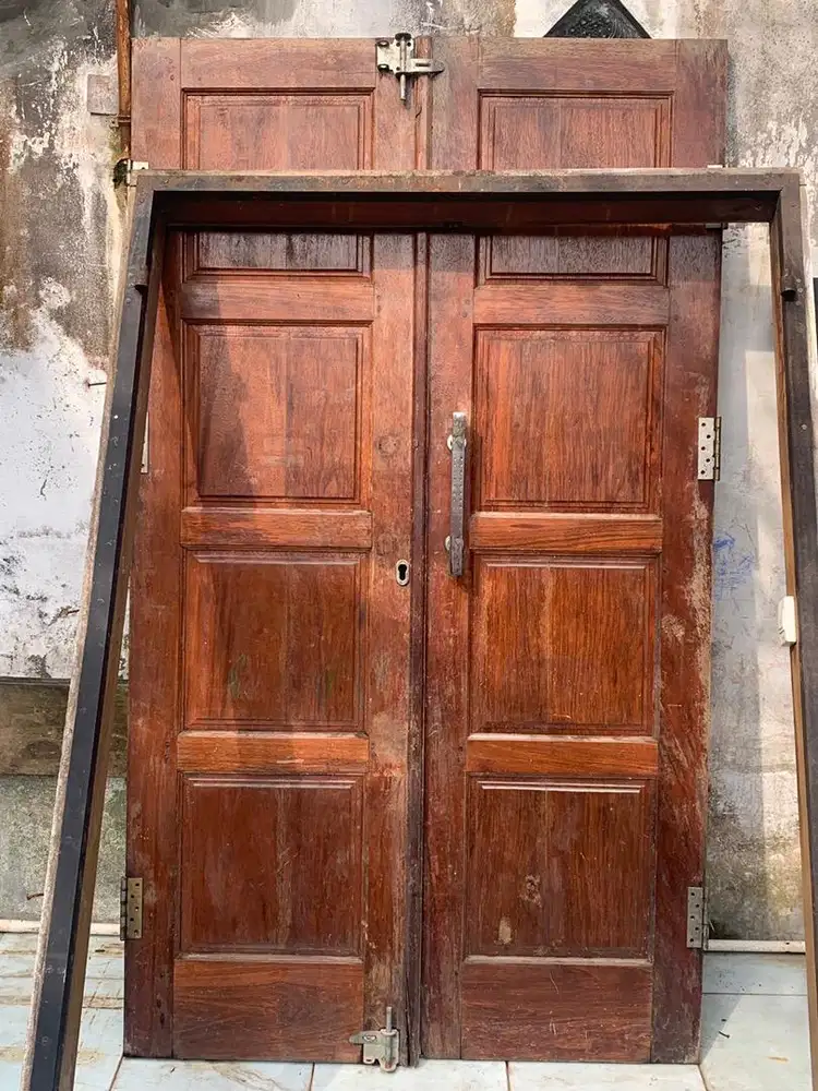 Di jual Pintu kayu asli merbau tebal dan Pintu Besi