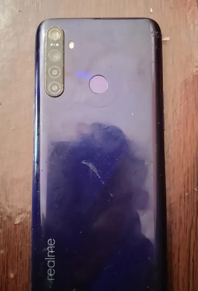 Di jual REALME 5 Blue Ram 2GB