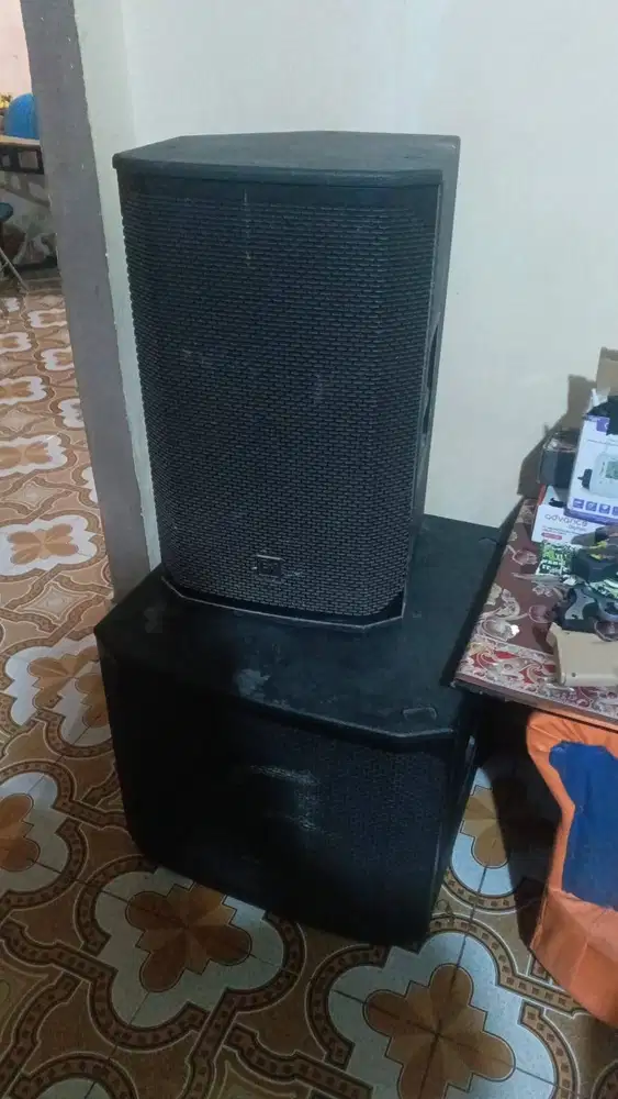Speaker dan Subwoofer merk EV