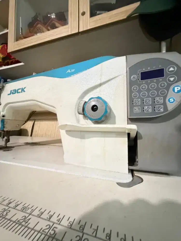 Mesin jahit merek jack a2s