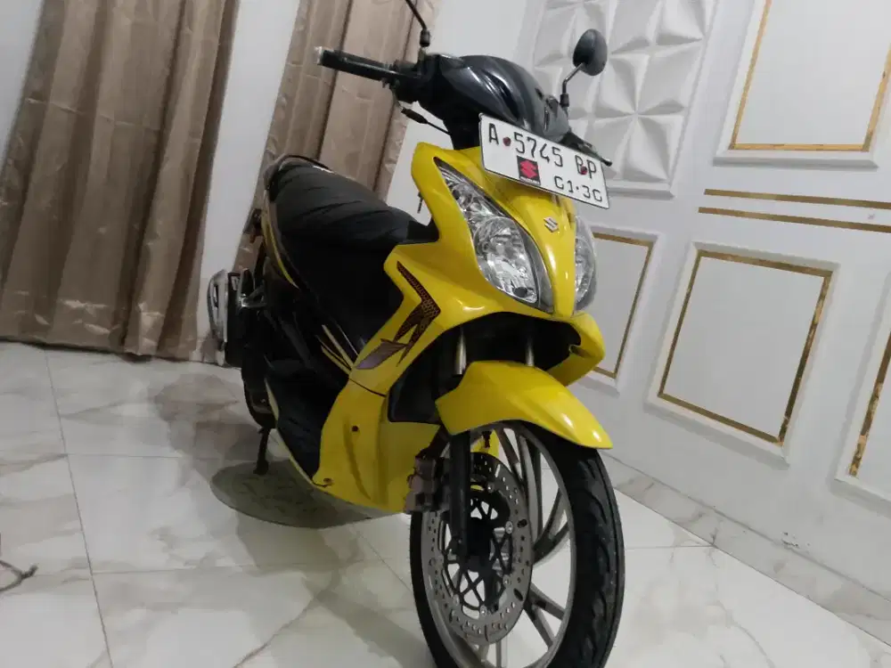 Motor Suzuki skywave
