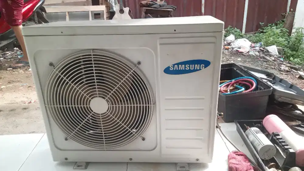 Service ac service kulkas