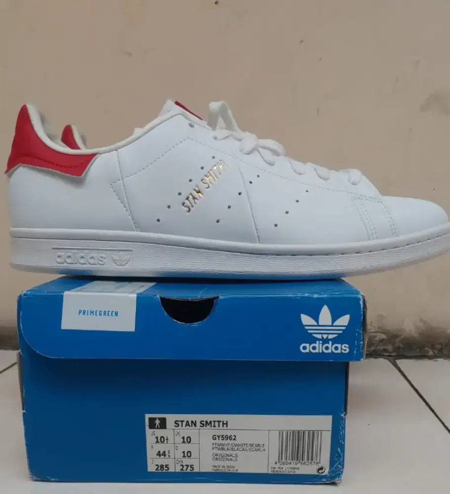 Sepatu Olahraga running Adidas Stan Smith Pria PROMO