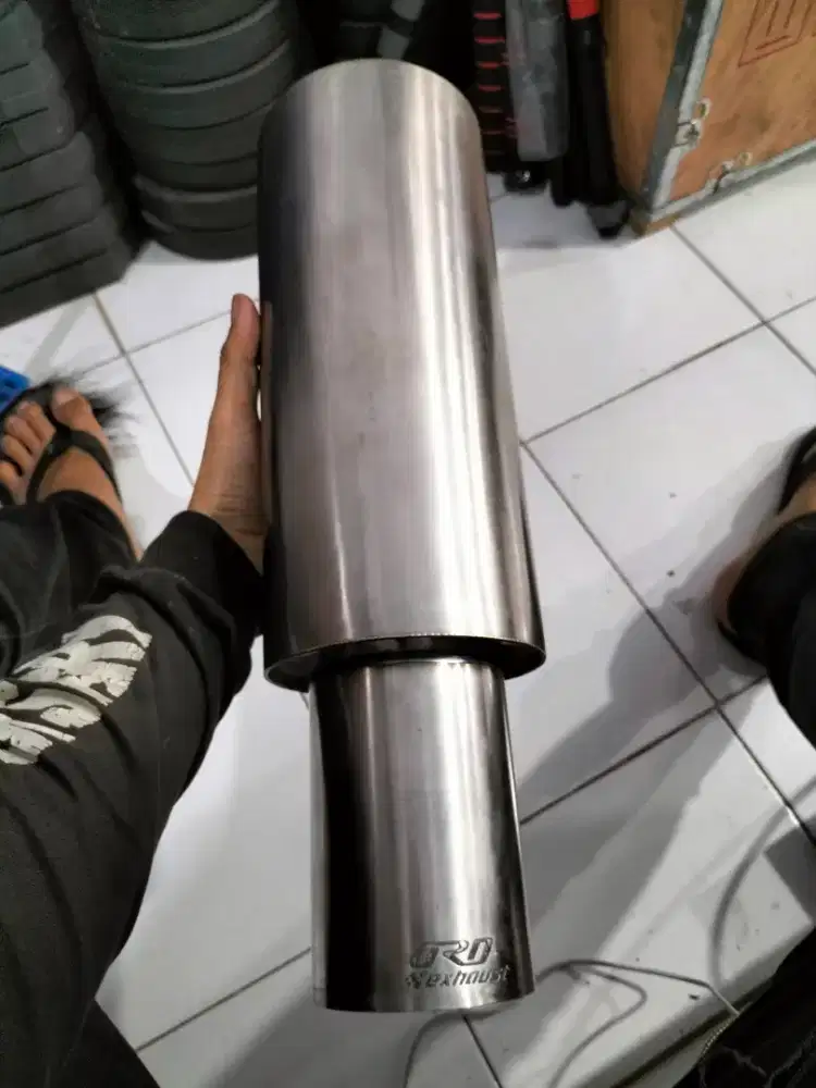 Knalpot ORD mobil v2s suara bas kering