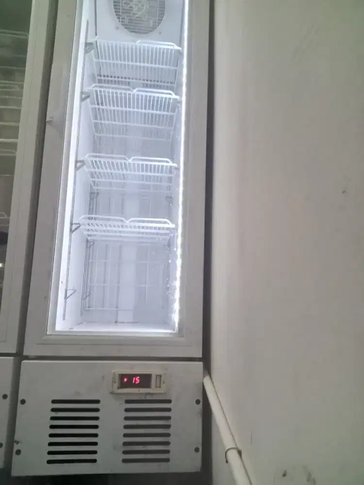 Service kulkas m cuci