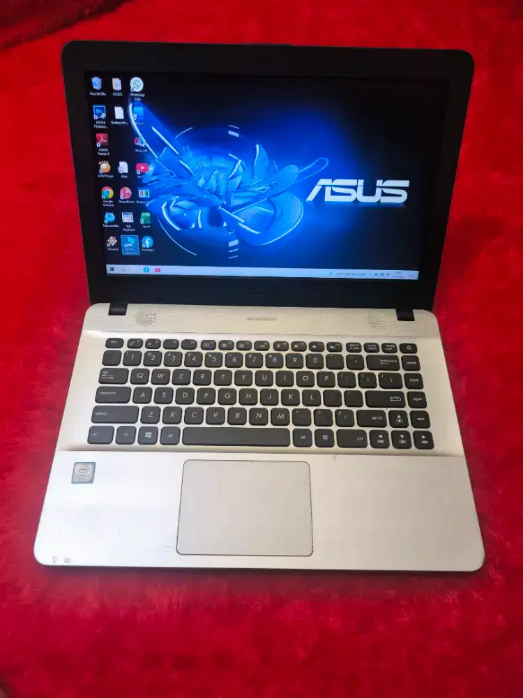 DIJUAL LAPTOP ASUS X441UAK SLIM,CORE I3 GEN 7,RAM 8 GB,HDD 750 GB