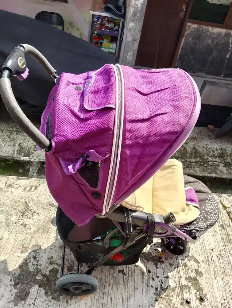 Stoler merek bebyelle