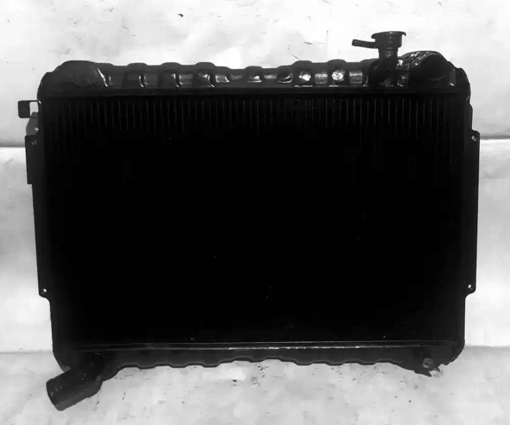 Radiator Toyota Kijang 1RZ 2000 CC Manual