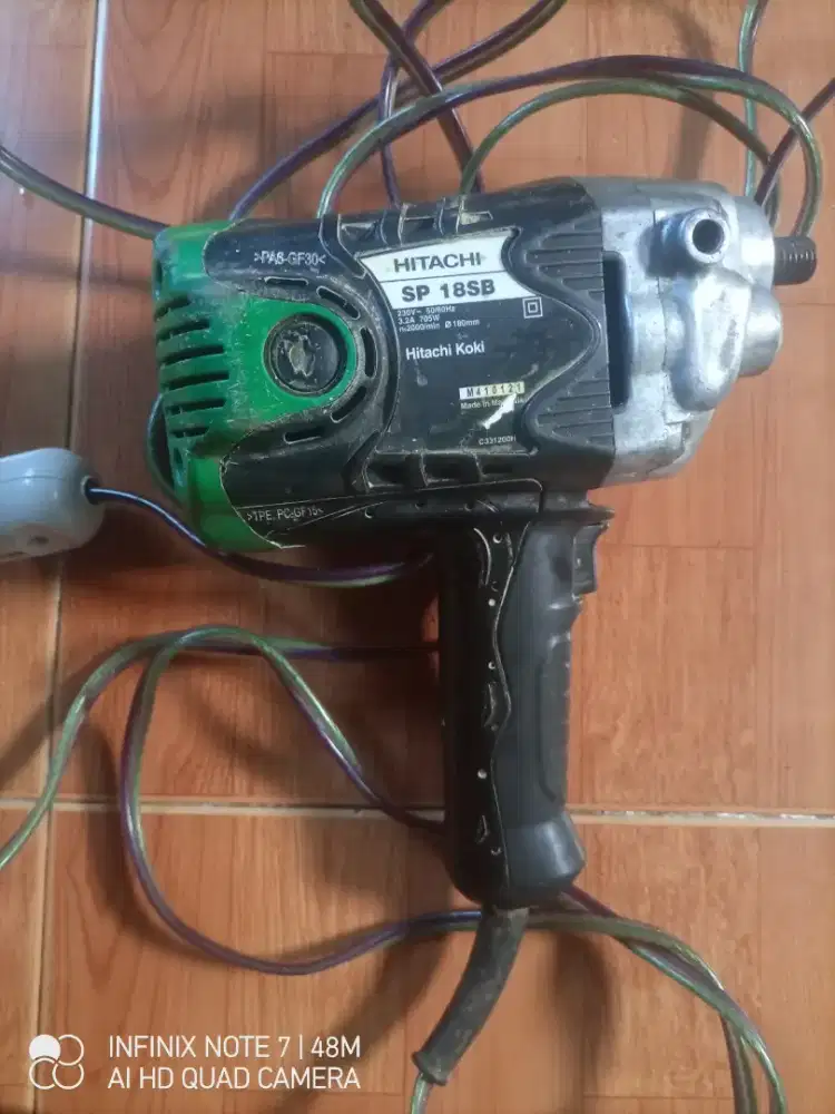 Mesin Poles tipe Hitachi SP 18SB
