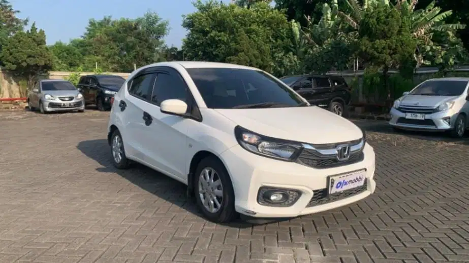 LOW DP Honda Brio Satya 1.2 E Bensin-MT 2020 KYU