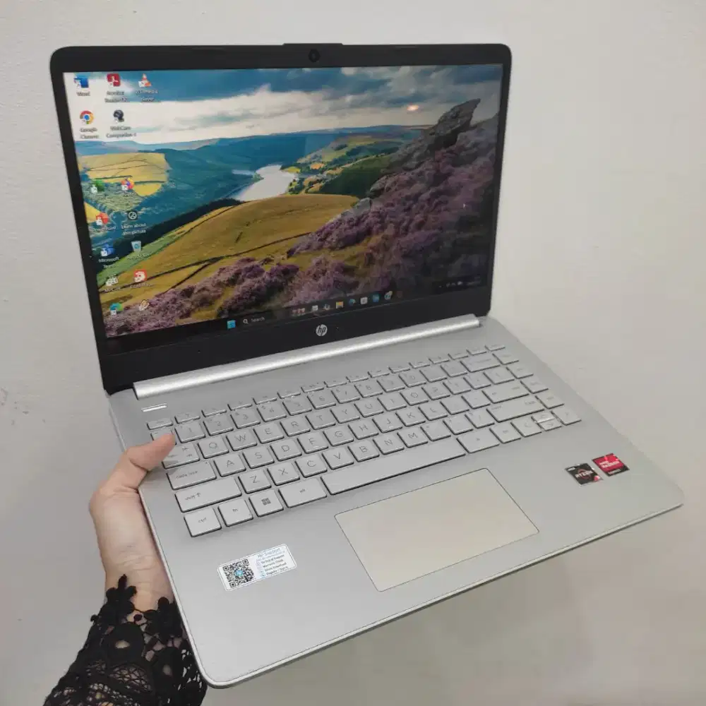 HP 14S-FQ AMD RYZEN 3-5300U RAM 8 GB SSD 512 GB