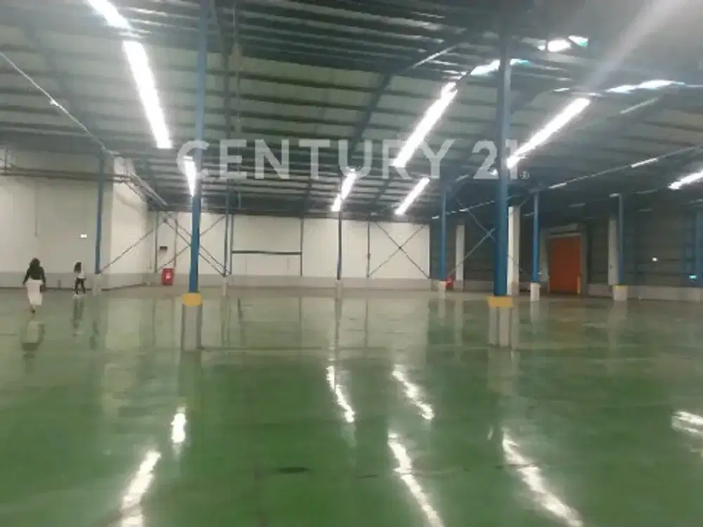 Gudang Siap Pakai Lantai Kuat Dekat Dengan Toll Kawasan Lippo