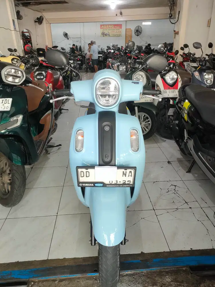 Yamaha fazzio 2024 biru