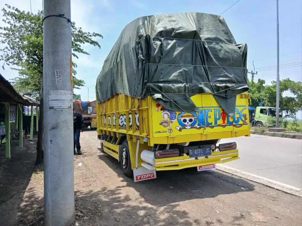 Sewa truk pindahan rumah kantor apartement kos2an gudang dll