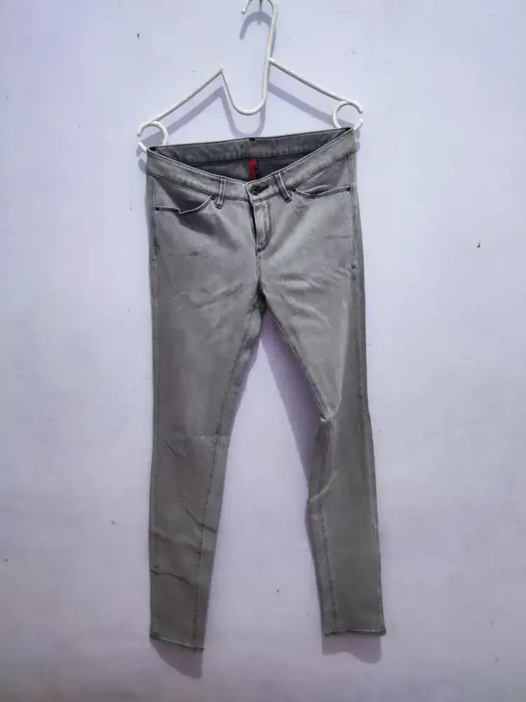 Celana Jeans Wanita Uniqlo Skinny
