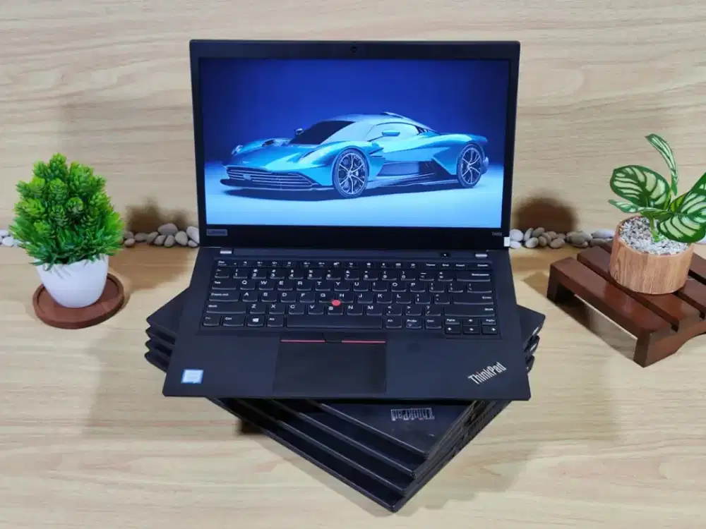 LAPTOP SECONDLIKE BERGARANSI LENOVO THINKPAD T490 MANTAP ;)