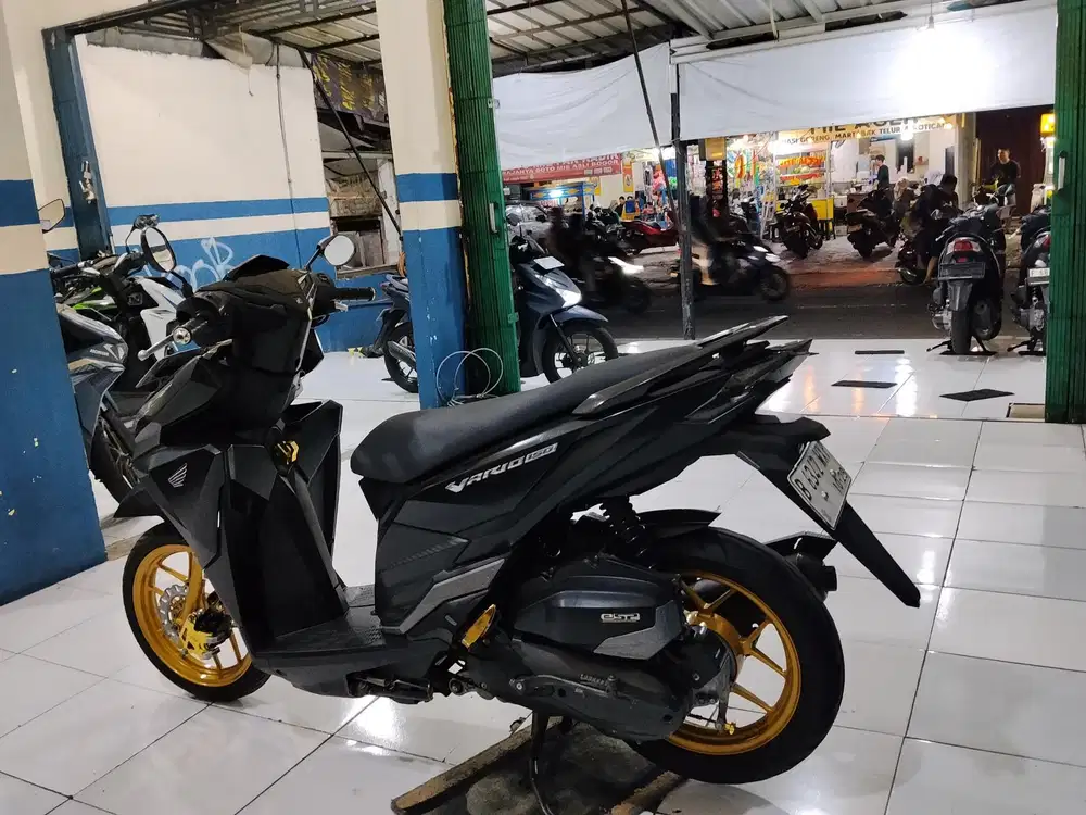 # Honda Vario led old 150cc 2017 siap pakai