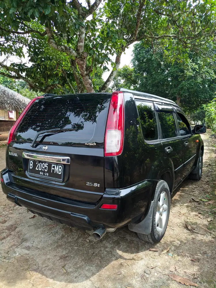 Nissan X-Trail 2005 Bensin