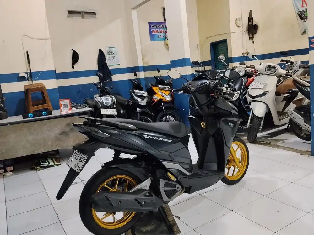 # Honda Vario led old 150cc 2017 siap pakai