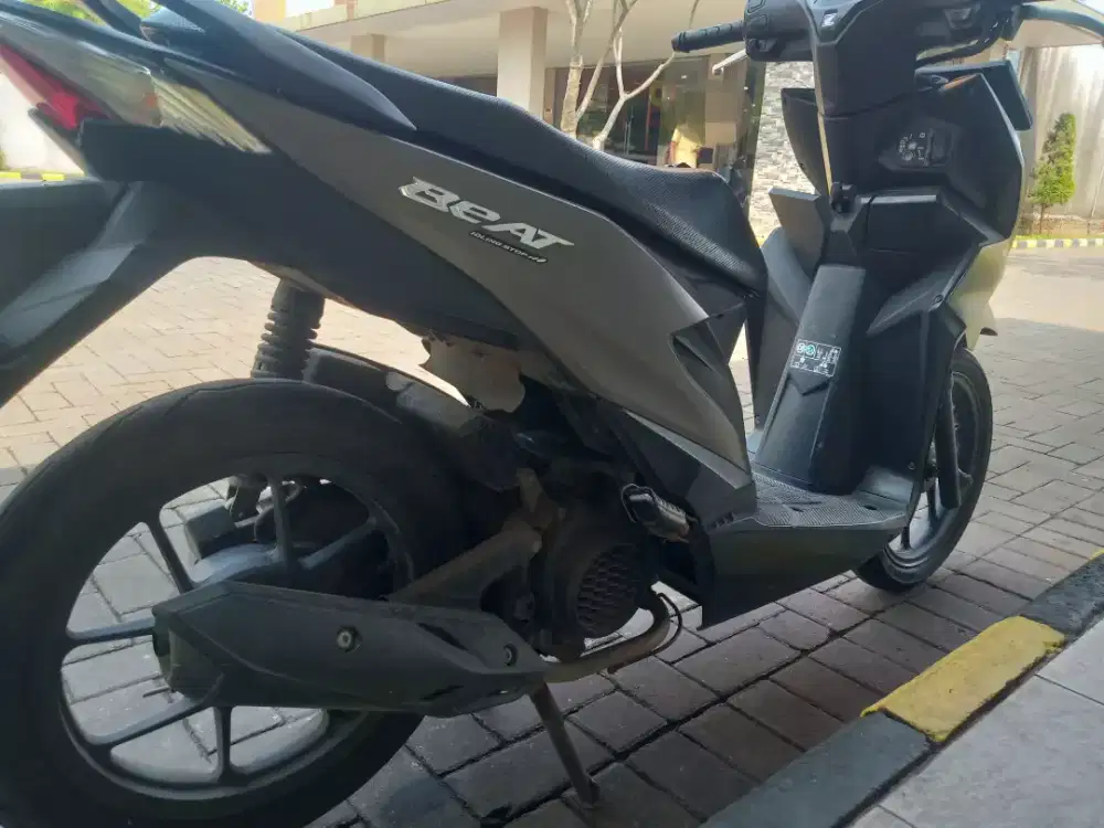 Jual honda beat type deluxe 2023 harga 14.000.000 nego