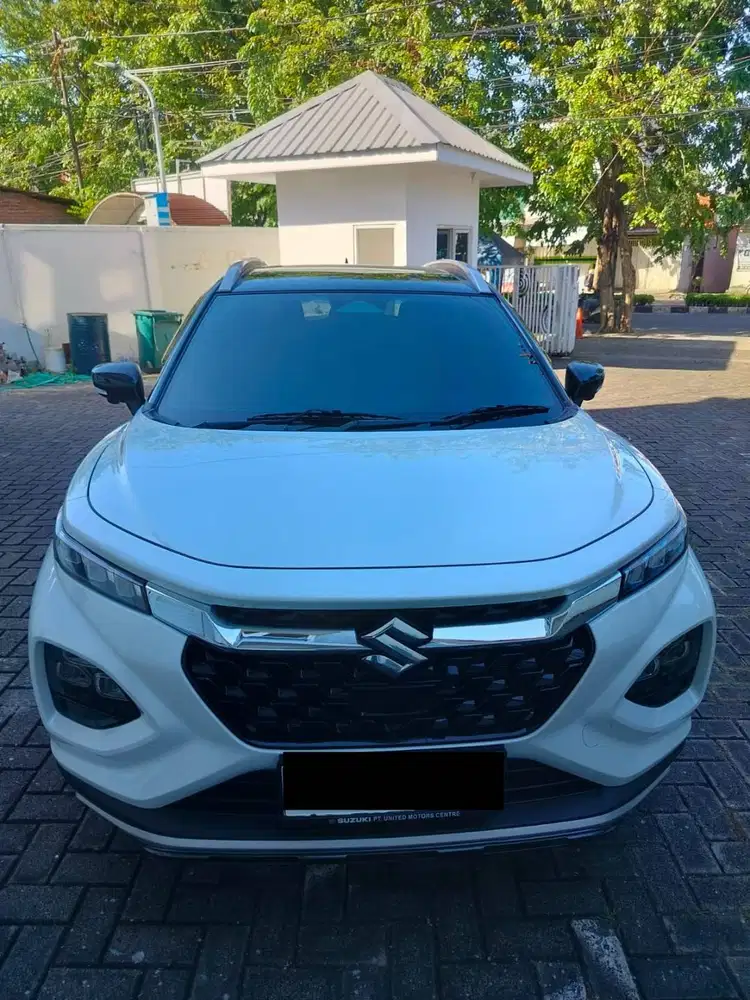 Suzuki Fronx 1.5 SGX Hybrid 2 Tone Bensin-AT (2025)