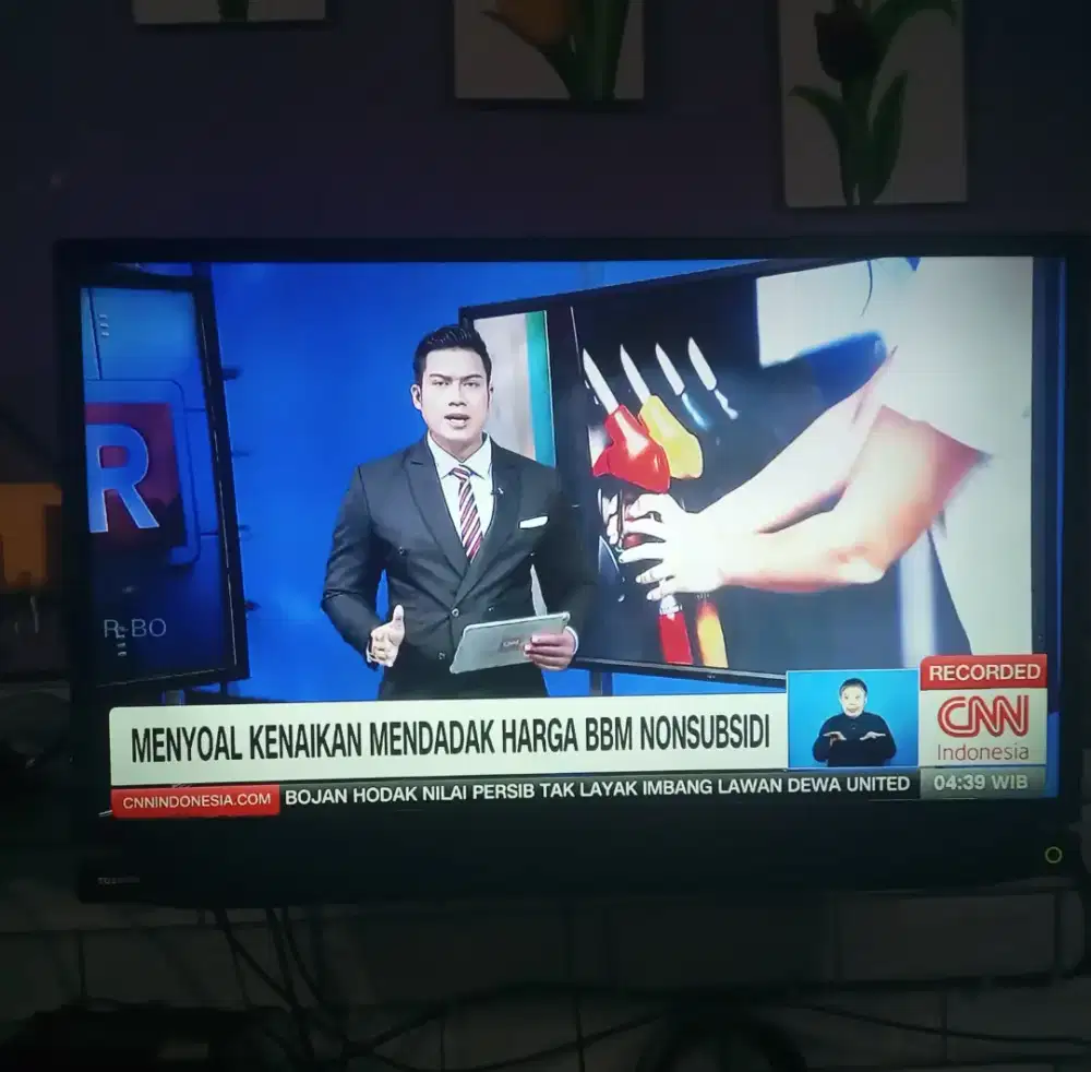 TV TOSHIBA 32 INCH NORMAL