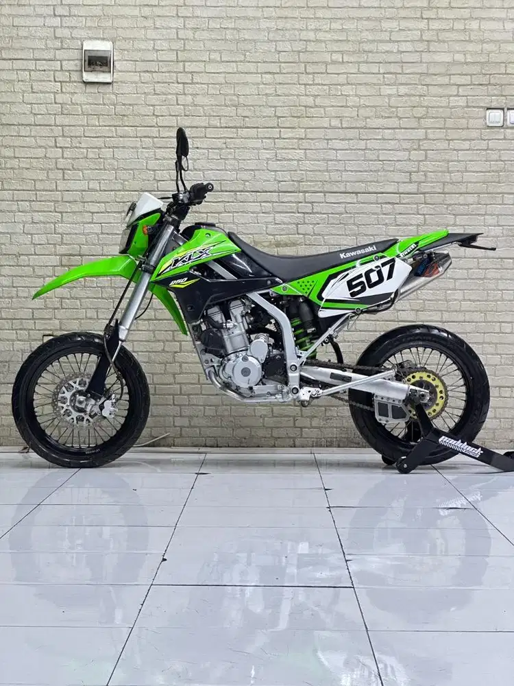 KAWASAKI KLX 250 Super Moto 2016 KM 25rb Pajak Panjang - Zaki Mustika