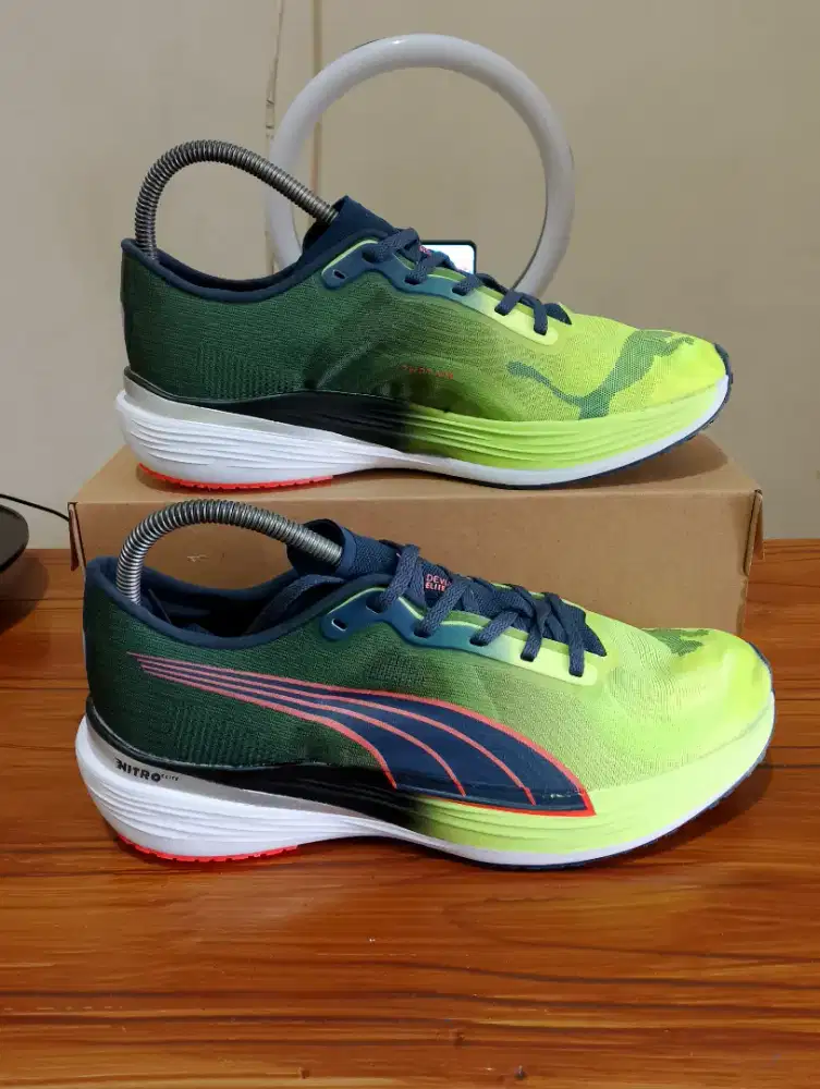 Sepatu running import puma nitro elit